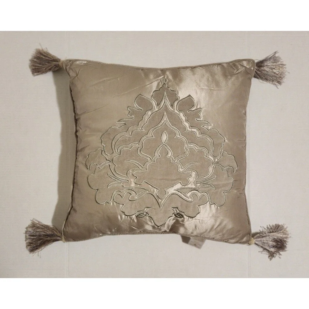 Royal Velvet JCP Decorative Pillow Embroidered Applique Tassels 18"x18" Beige - Picture 2 of 14